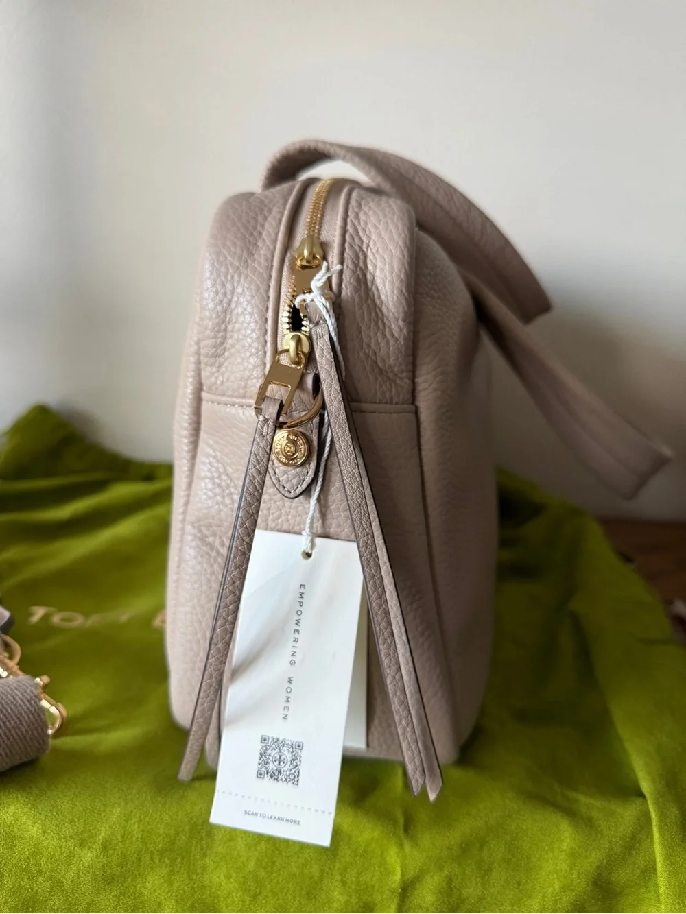 Tory Burch nwt never